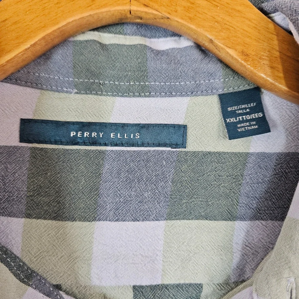 Perry Ellis Mens XXL Blue Green Plaid Viscose Long Sleeve Roll Tab Button Shirt